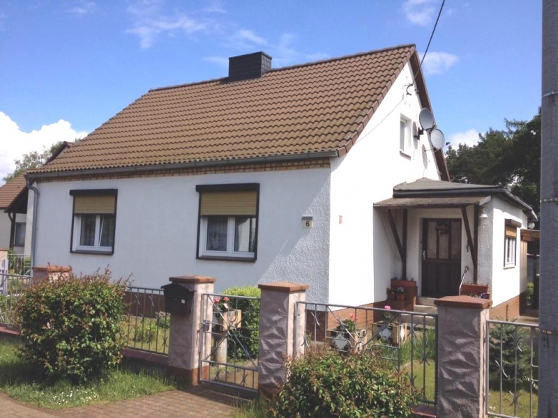 Einfamilienhaus in Jeber-Bergfrieden !