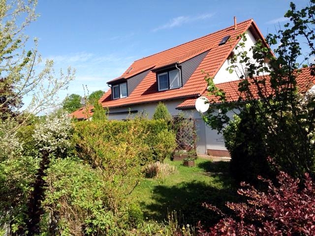 Gepflegte Doppelhaushälfte in ruhiger Lage !!!                                                  