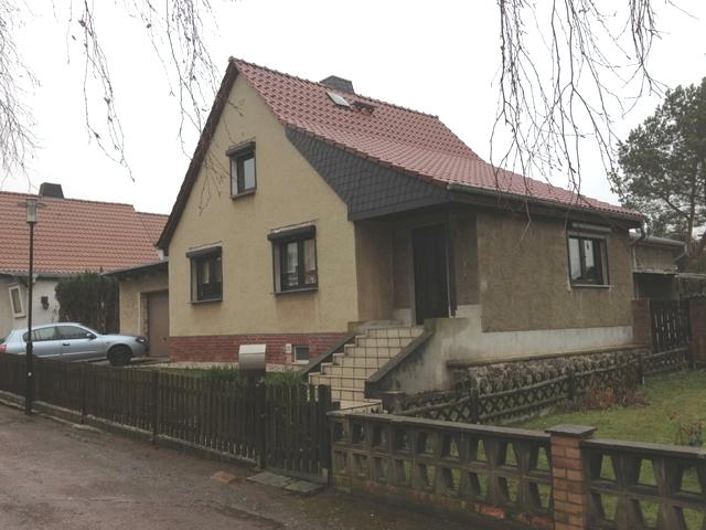 Freistehendes Einfamilienhaus in Wolfen-Steinfurth !